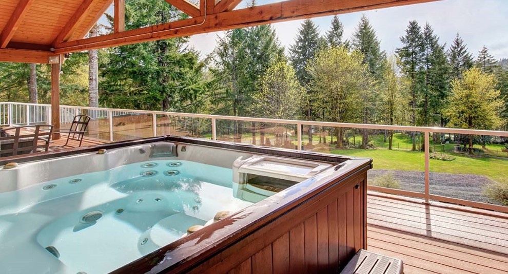 Purchasing Your First Hot Tub? Top 3 Things You Need to Consider